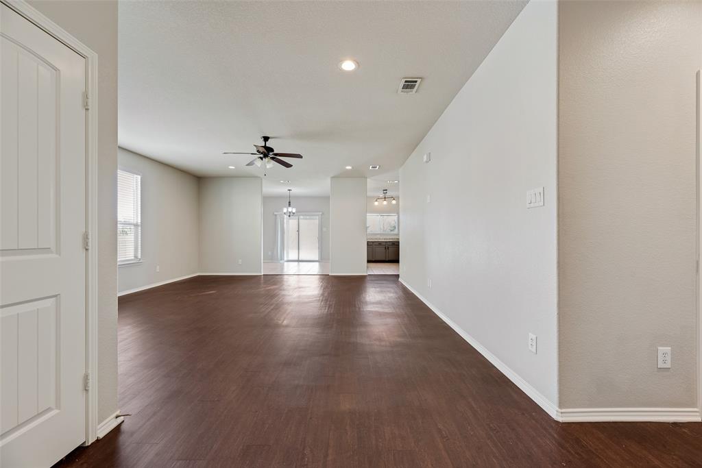 1724 Murphy Court Property Photo 6
