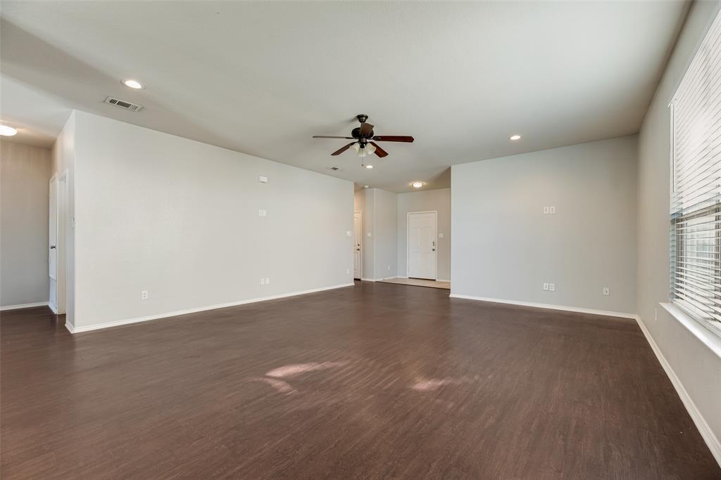 1724 Murphy Court Property Photo 8
