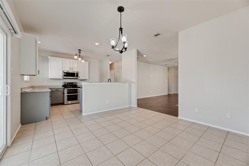 1724 Murphy Court Property Photo 11