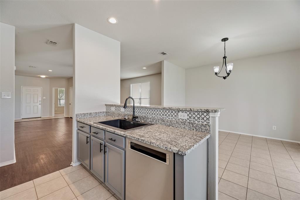 1724 Murphy Court Property Photo 14