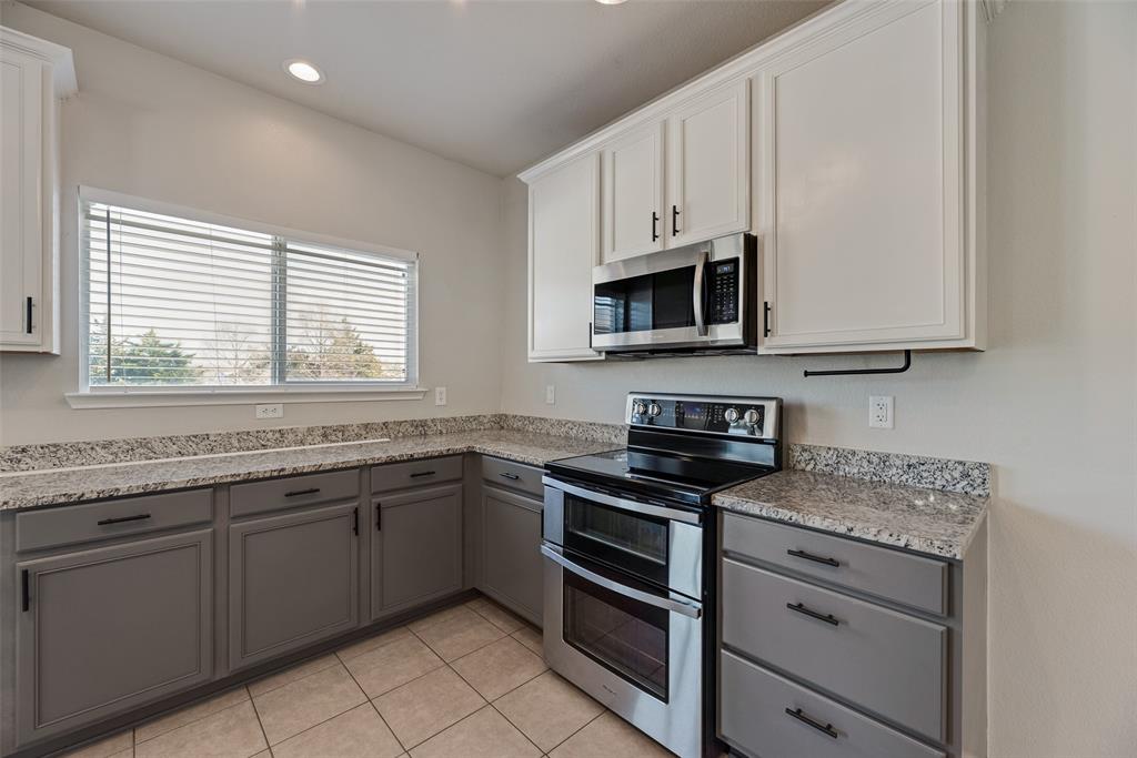 1724 Murphy Court Property Photo 15