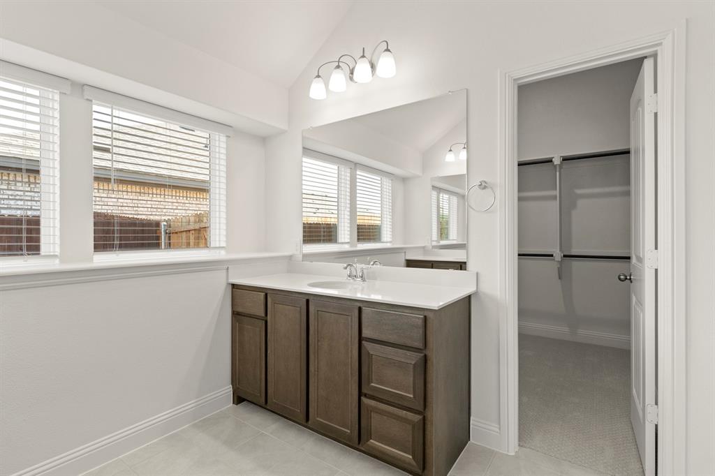 1404 Elle Lane Property Photo 15