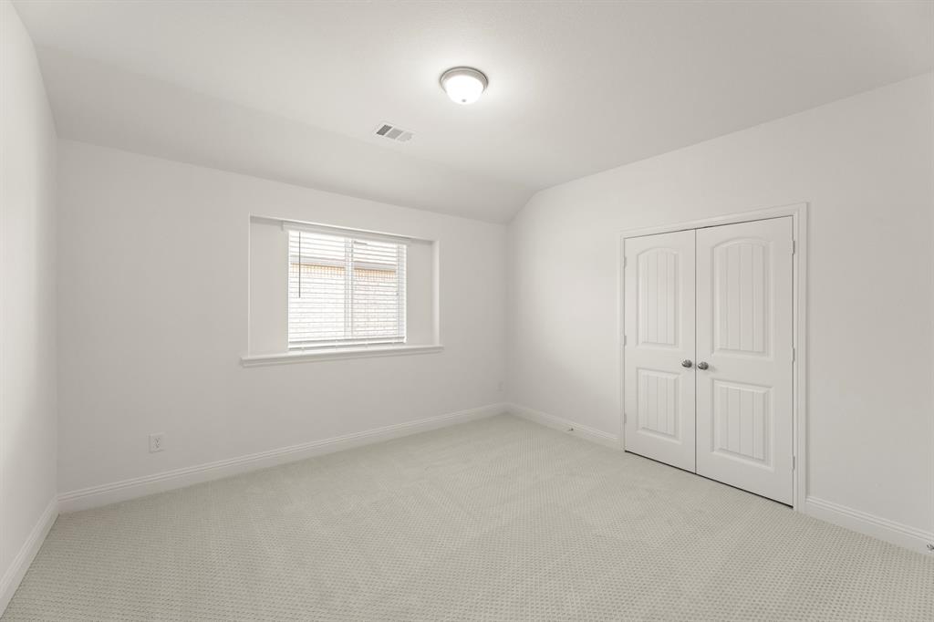 1404 Elle Lane Property Photo 16