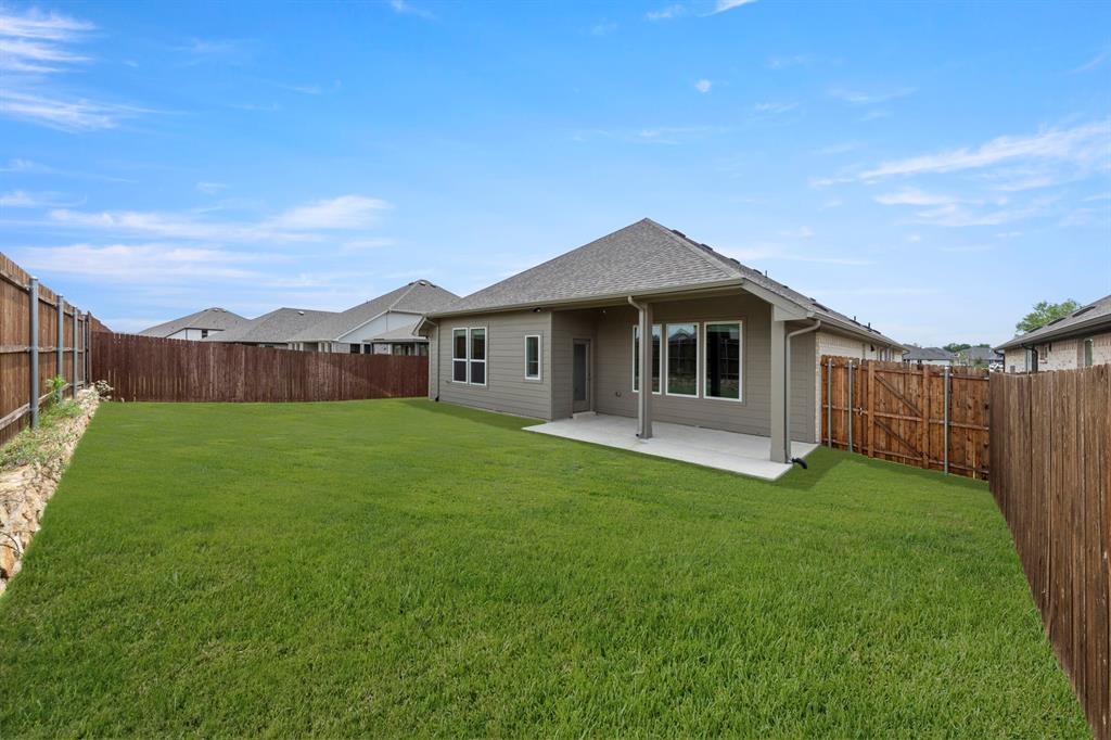 1404 Elle Lane Property Photo 24