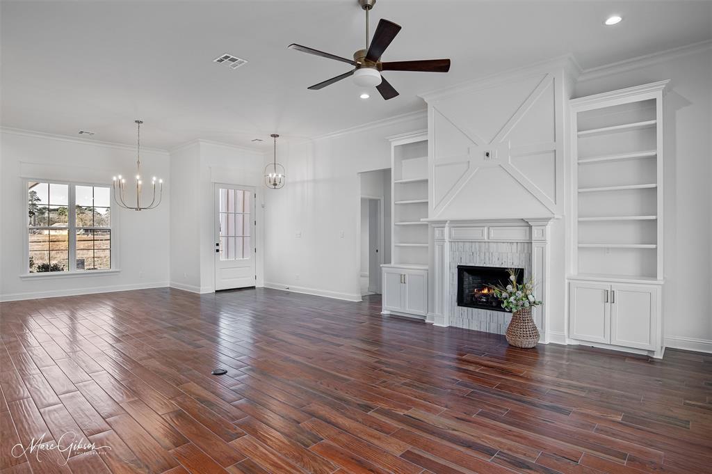 849 Walstonburg Property Photo 3
