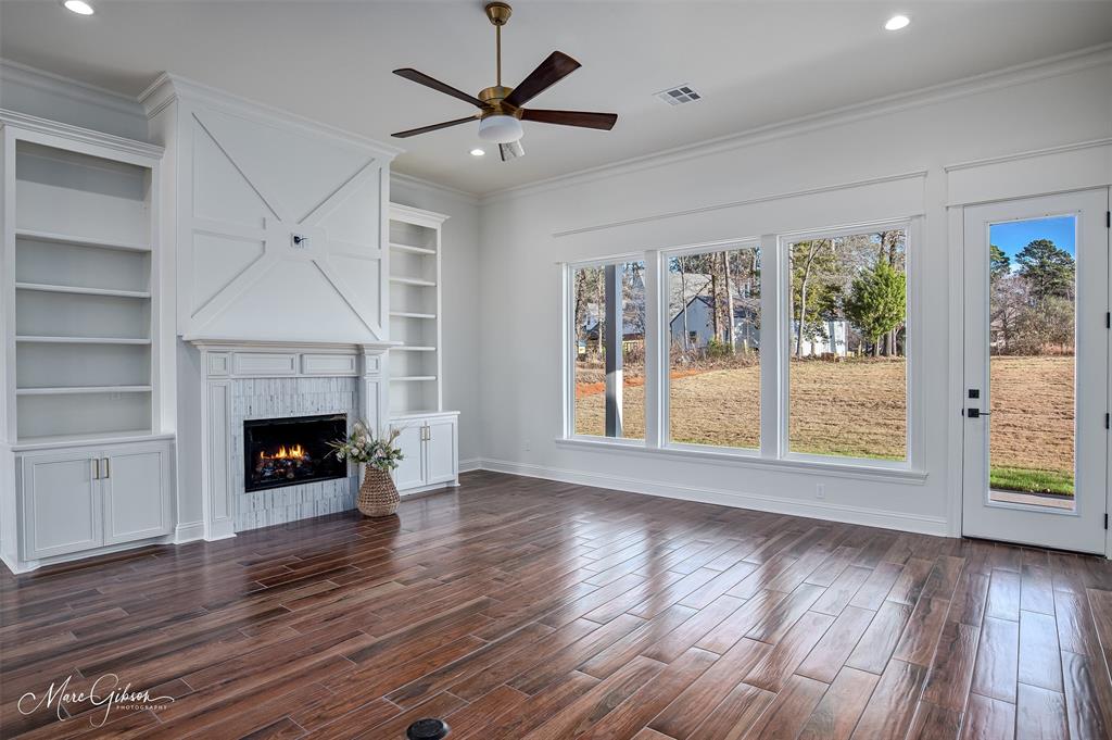 849 Walstonburg Property Photo 4