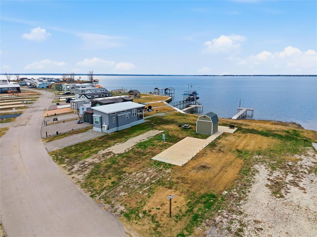 5224 Waterfront Road Property Photo 1