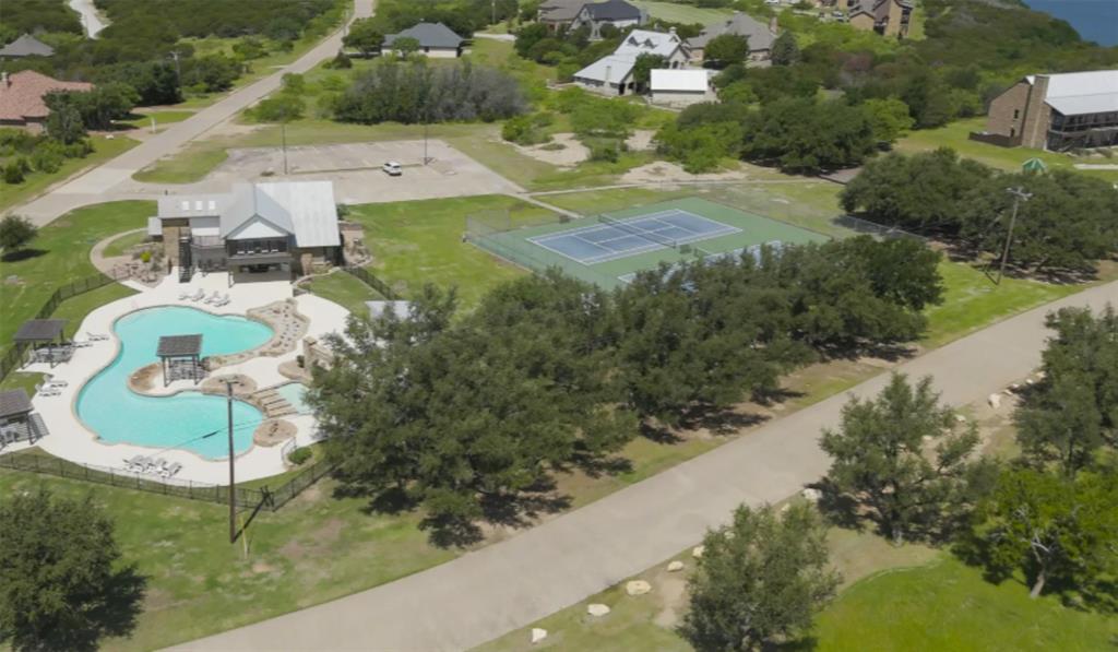 45 Oak Tree Drive Property Photo 8