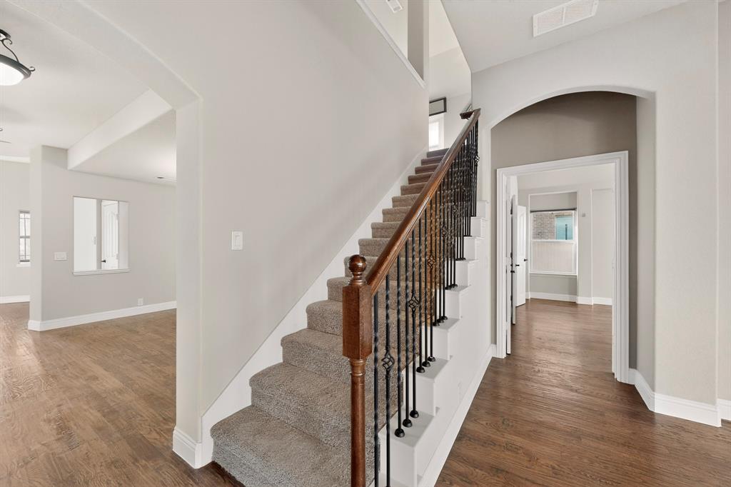 832 Monticello Drive Property Photo 8