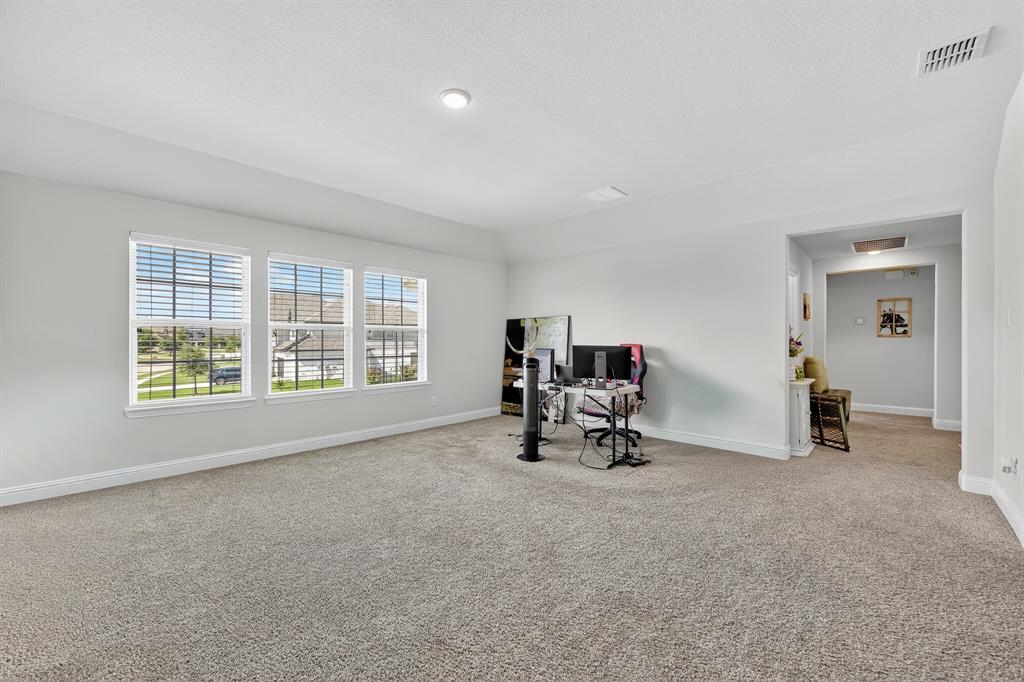 1420 Wolf Ridge Run Property Photo 10