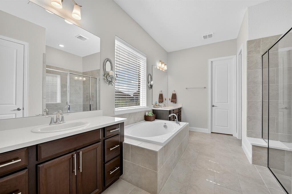 1420 Wolf Ridge Run Property Photo 33