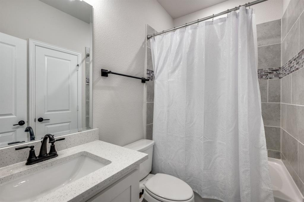 3004 Emerald Trace Drive Property Photo 21
