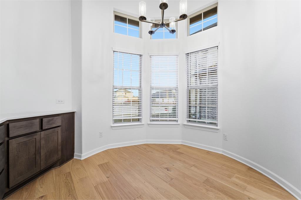 16405 Flatlands Way Property Photo 9