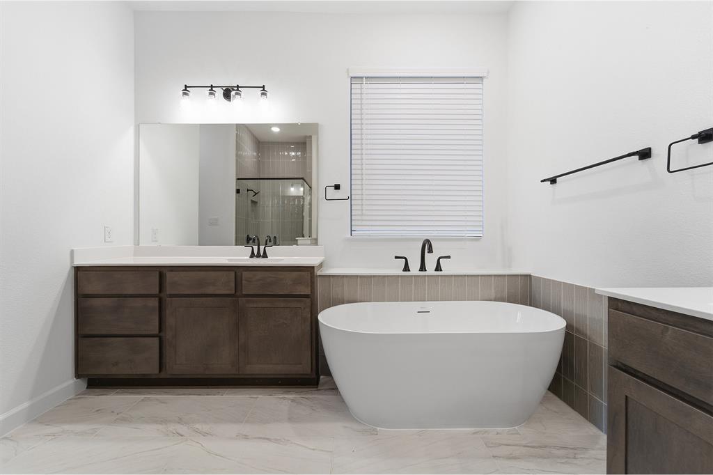 16405 Flatlands Way Property Photo 16