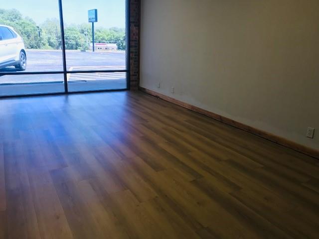 1725 S Austin Avenue Property Photo 6