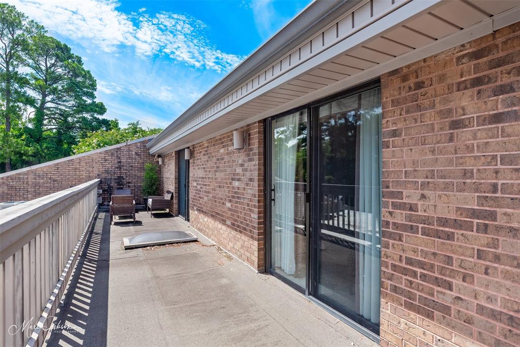 300 Pierremont Road 18 Property Photo 26