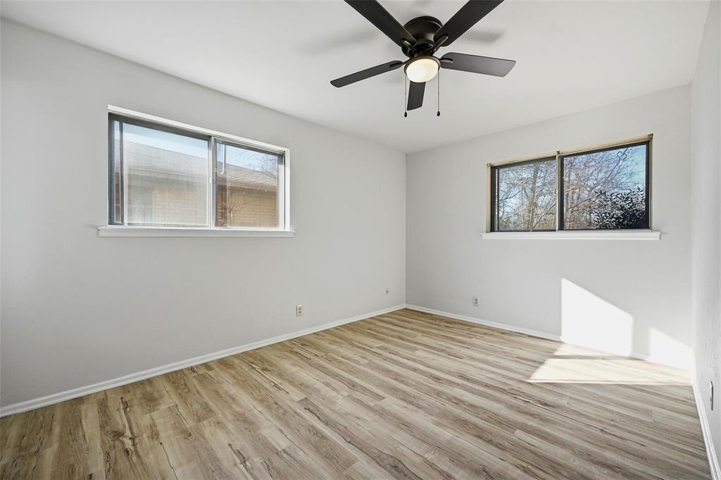 105 N Wood Avenue Property Photo 11
