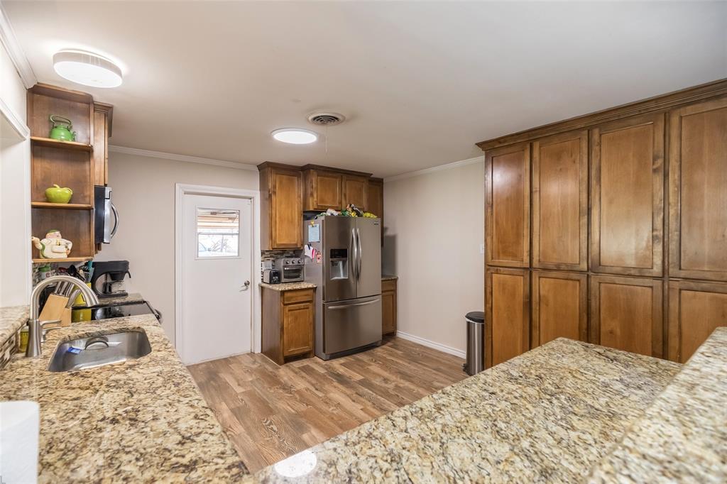 3109 Beltway S Property Photo 7