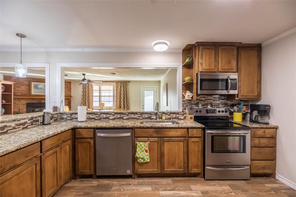 3109 Beltway S Property Photo 8