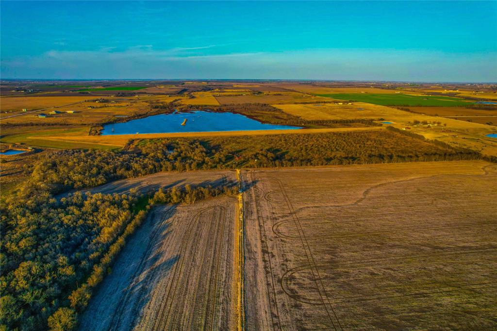4480 Cen Tex Loop Property Photo 2