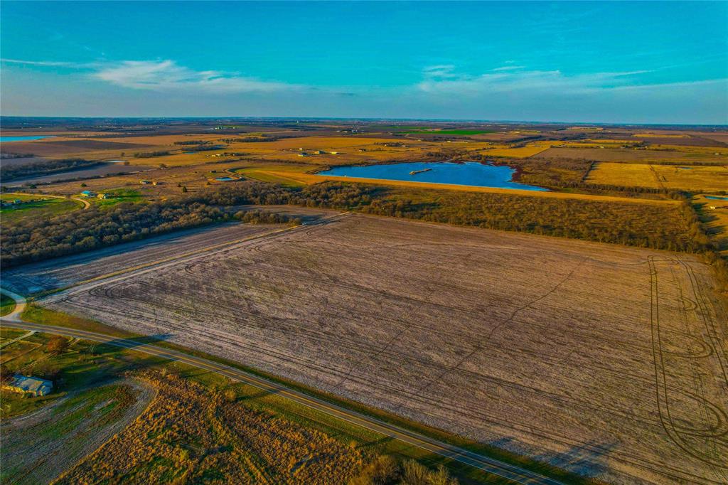 4480 Cen Tex Loop Property Photo 8