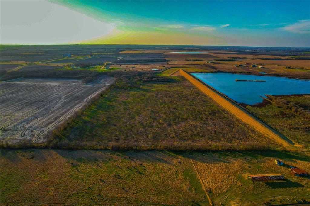 4480 Cen Tex Loop Property Photo 11