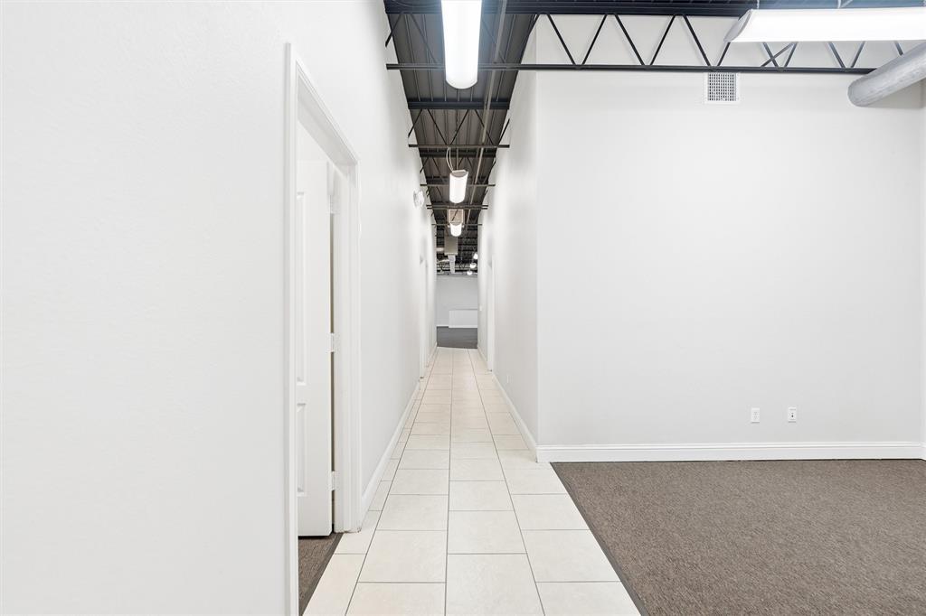 1301 E Weatherford Street Property Photo 14