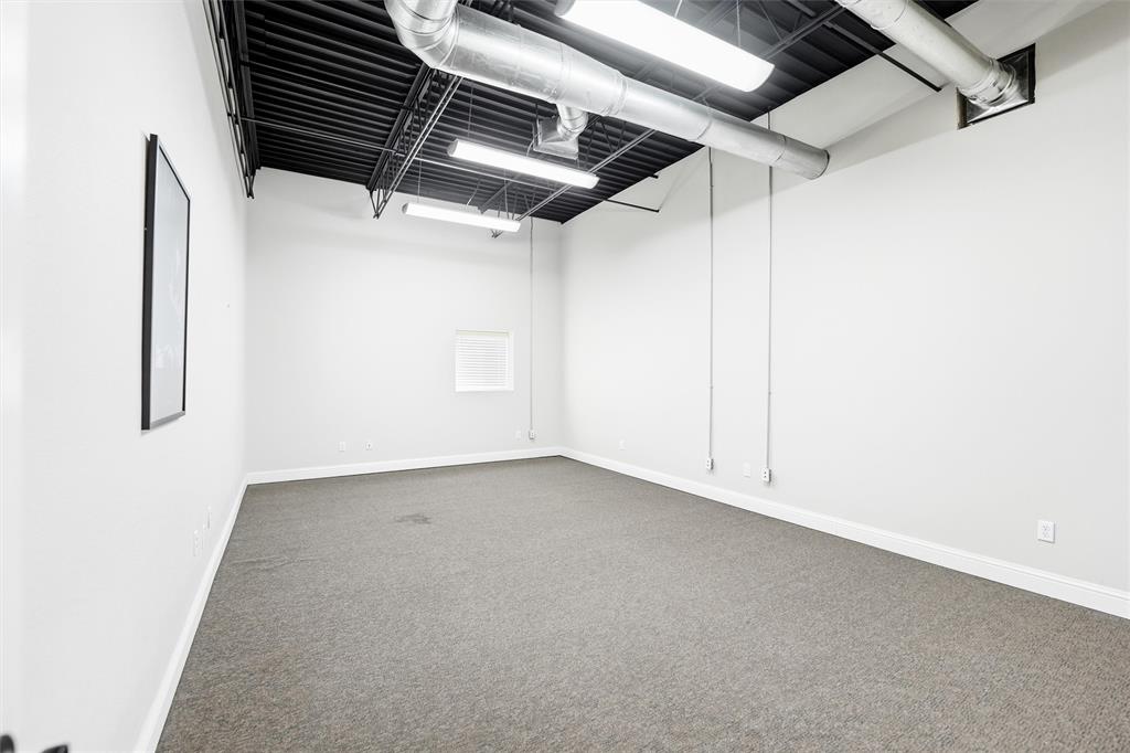 1301 E Weatherford Street Property Photo 17