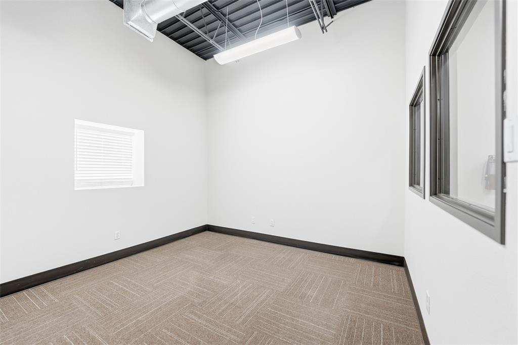 1301 E Weatherford Street Property Photo 22