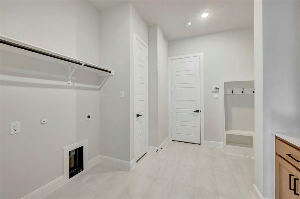 305 Short Cut Street Property Photo 22