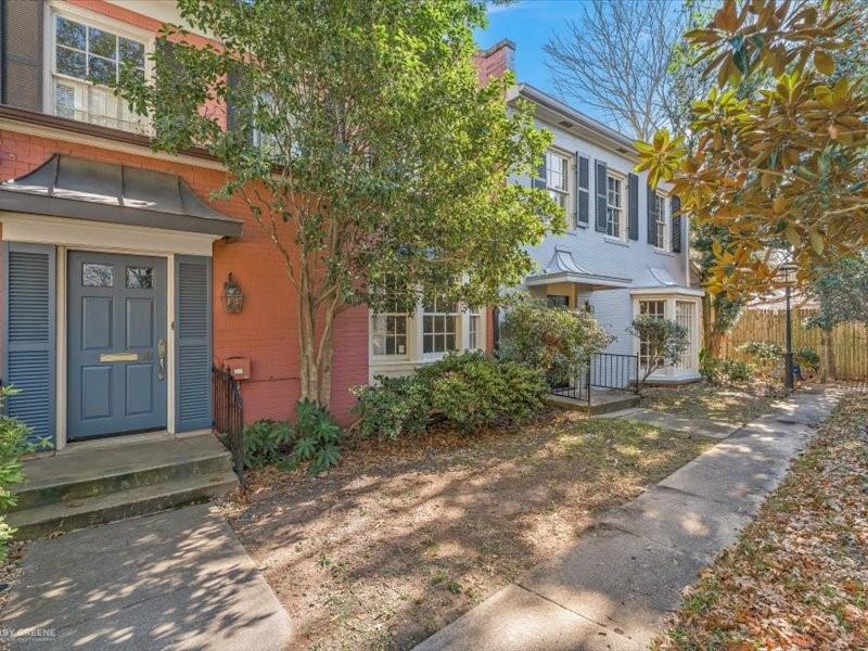 18 Dudley Square Property Photo 1