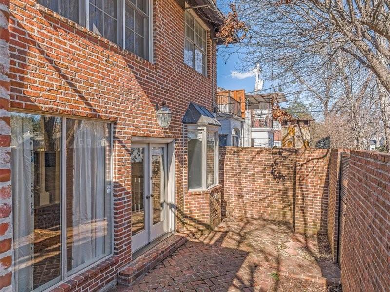 18 Dudley Square Property Photo 28