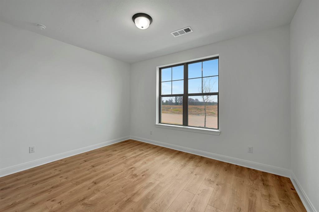 9200 Persimmon Lane Property Photo 33
