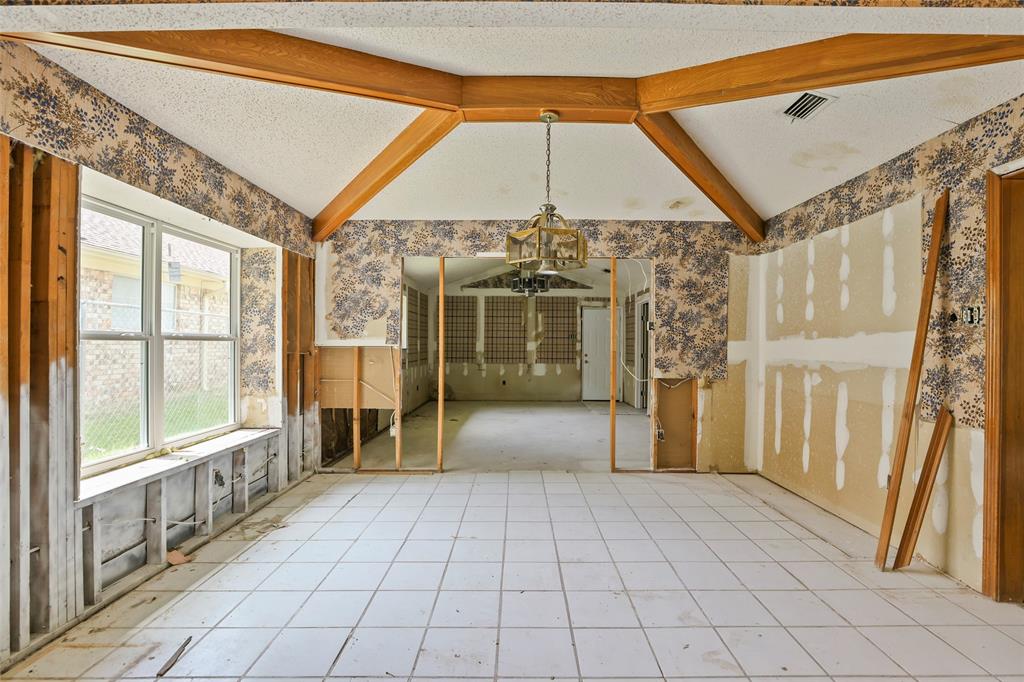 9706 Trevor Drive Property Photo 13
