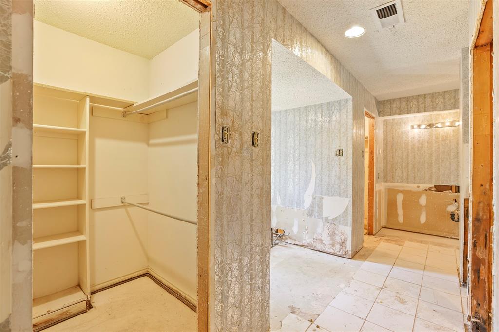 9706 Trevor Drive Property Photo 20