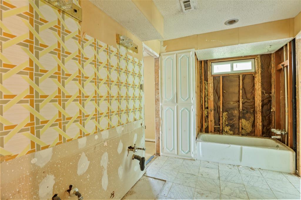 9706 Trevor Drive Property Photo 22