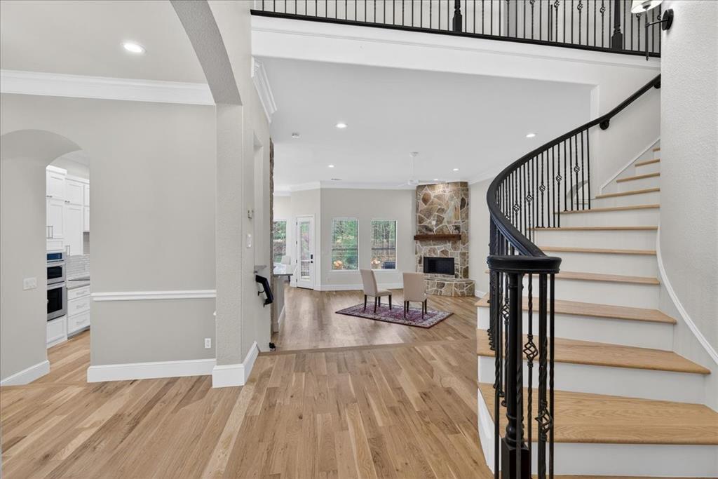 5182 Bayshore Drive Property Photo 1