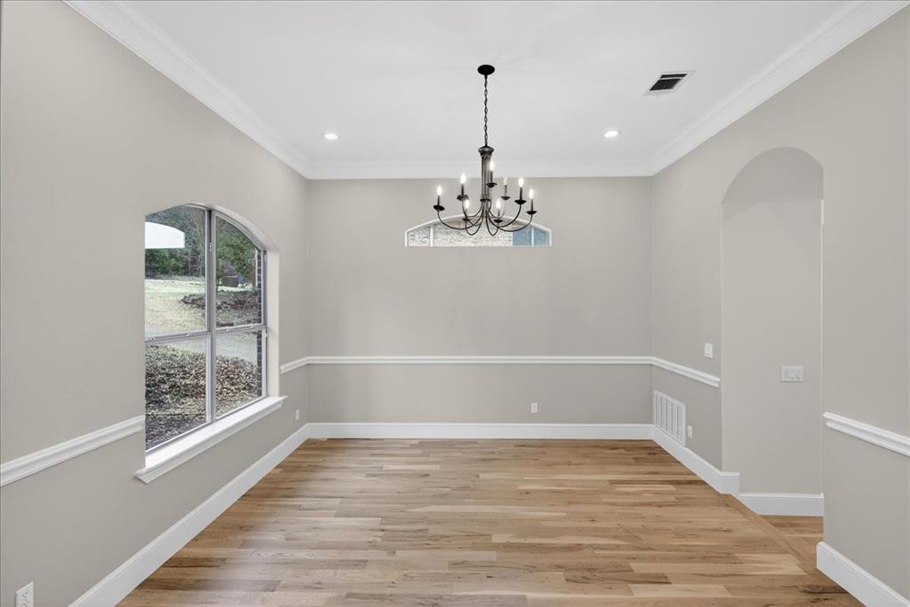 5182 Bayshore Drive Property Photo 4