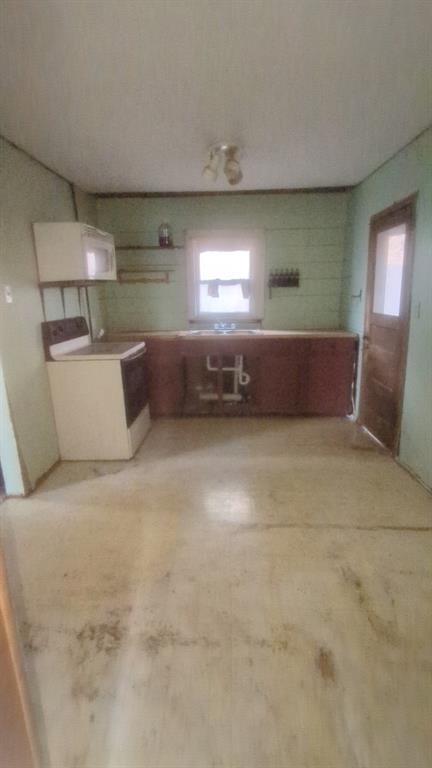 502 N Spears Street Property Photo 5