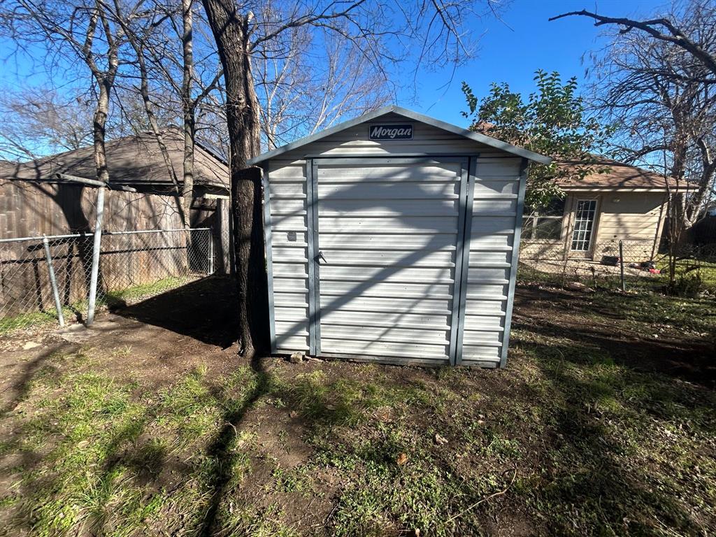 502 N Spears Street Property Photo 12