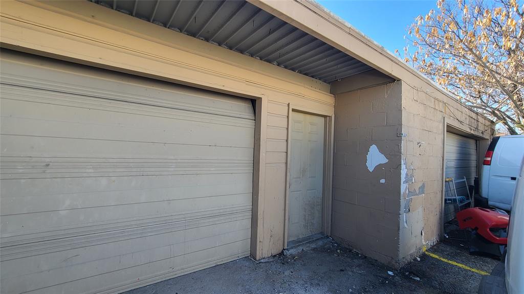 2623 S Garland Avenue Property Photo 13