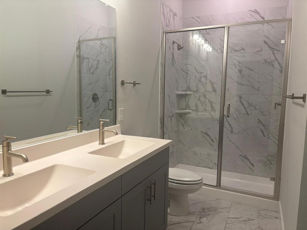 825 W Mayfield Road 102 Property Photo 6