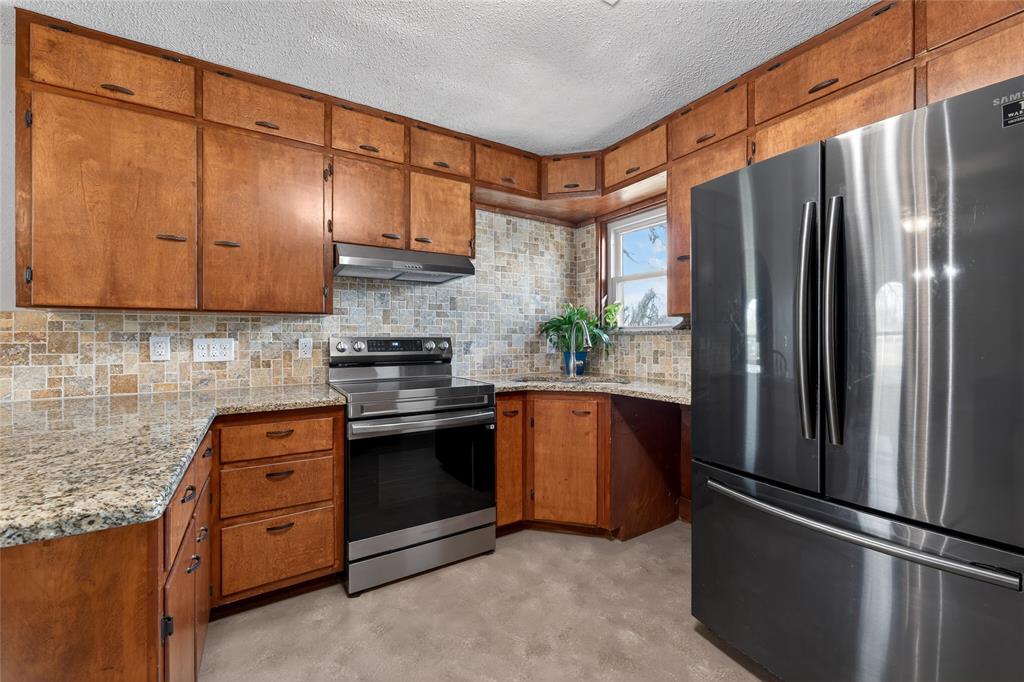 4506 Old Marlin Road Property Photo 8