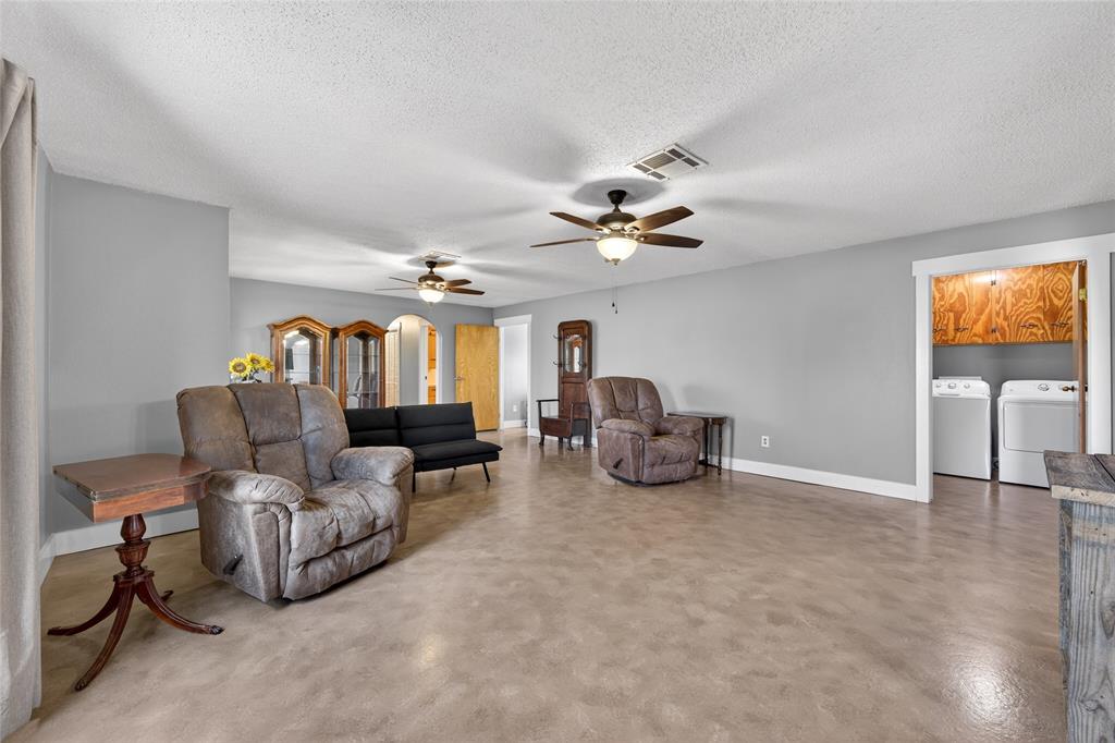 4506 Old Marlin Road Property Photo 14