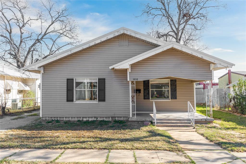 1410 Avenue Property Photo 1