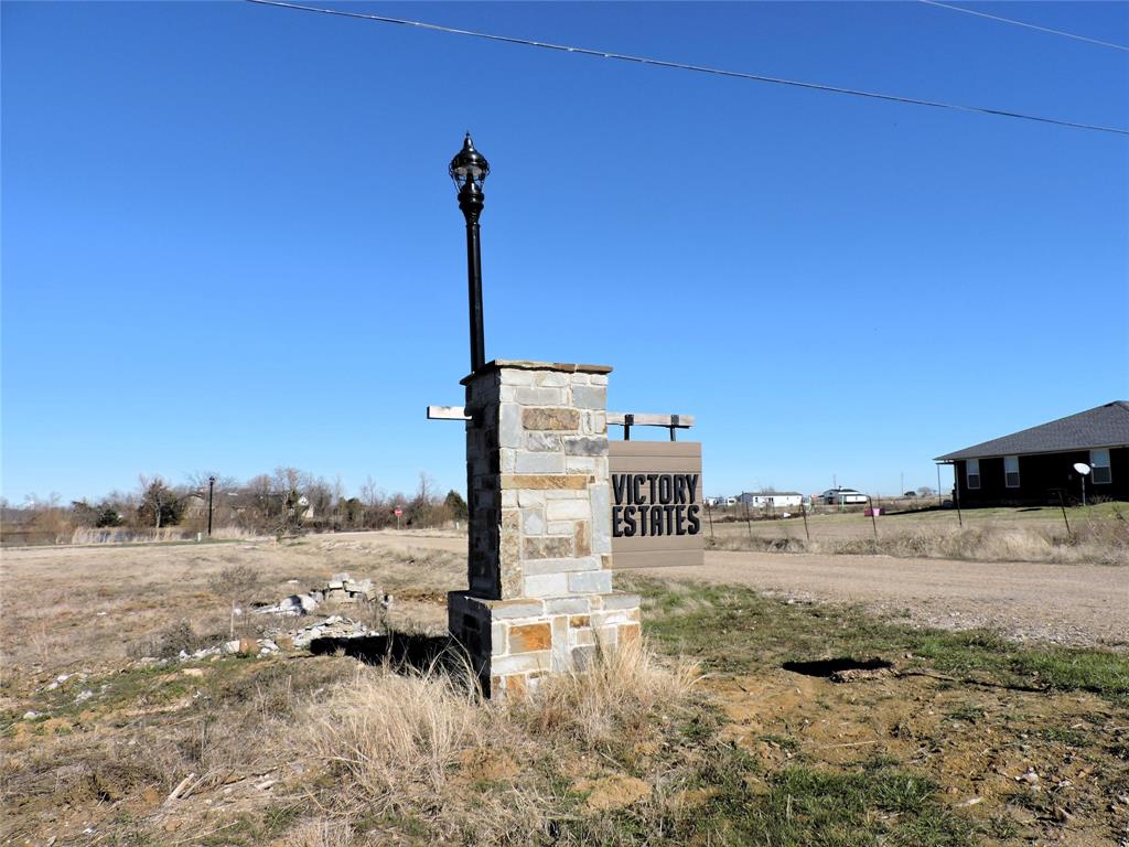 100 Brennon Circle Property Photo 3