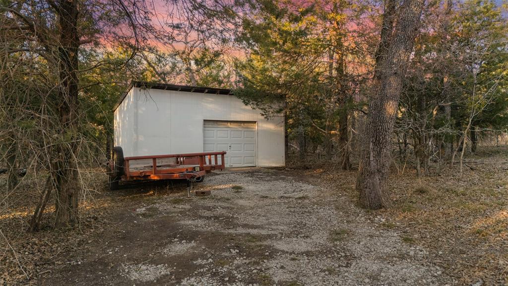 102 County Road 424a Property Photo 37
