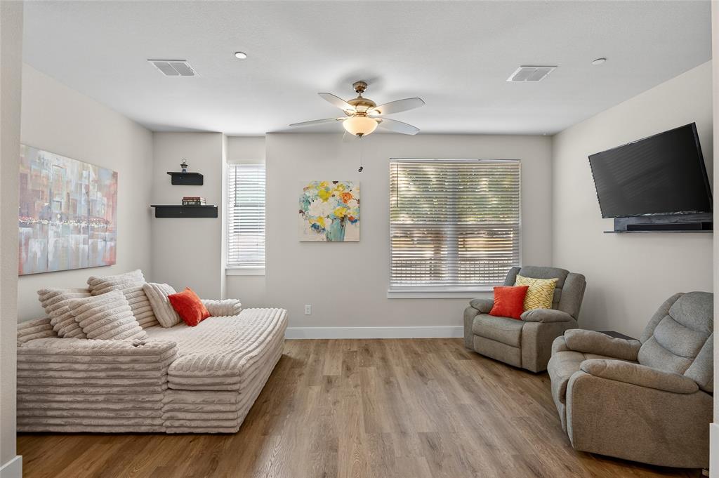 7696 Resting Mews Property Photo 2