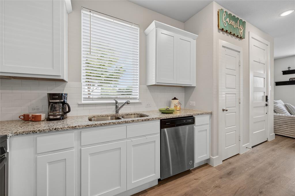 7696 Resting Mews Property Photo 10