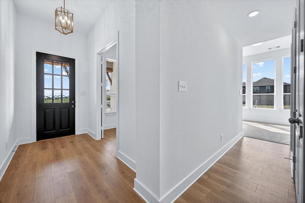 2408 Drummond Street Property Photo 20